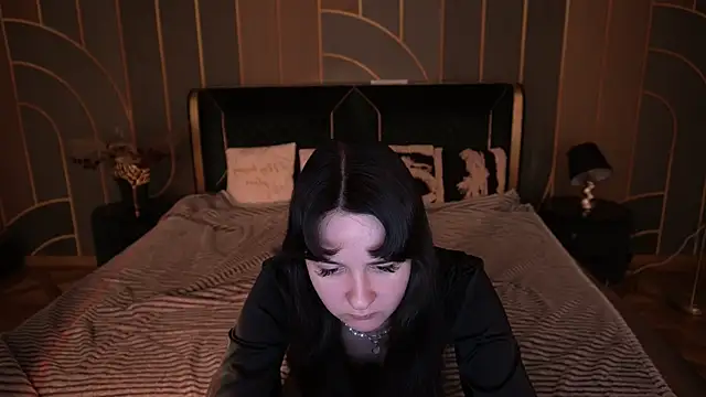 Snapshot of BerryDiva chatting on 11/21/25, 03:22 BerryDiva online show from 11/21/25, 03:22