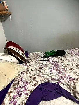 Snapshot of karysweetbeaury chatting on 11/07/25, 02:00 karysweetbeaury online show from 11/07/25, 02:00