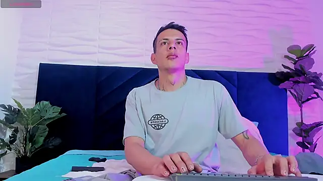 Dustin Sonne online show from 09/14/25, 03:38