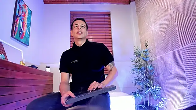 Dustin Sonne online show from 10/11/25, 03:39