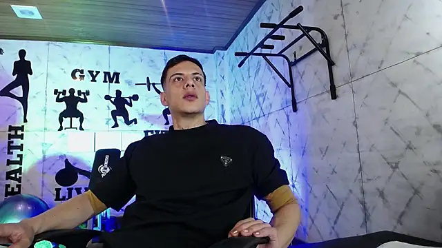 Dustin Sonne online show from 04/17/26, 03:42