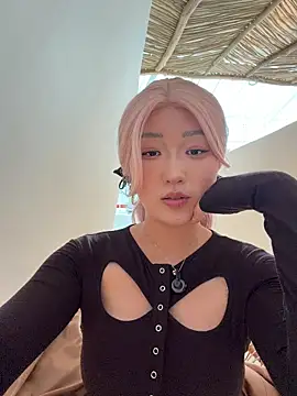 winter11 online show from 11/18/25, 06:51