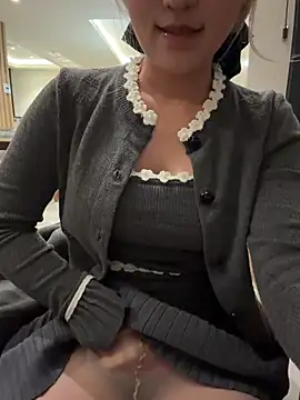 winter11 online show from 11/28/25, 08:50