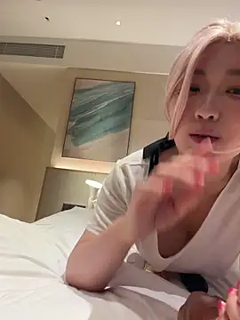 winter11 online show from 03/08/26, 02:10