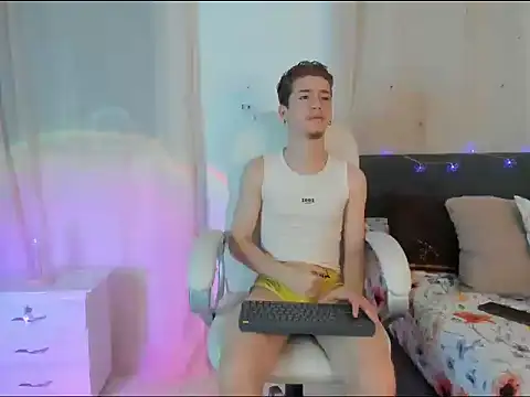 ThiagooJames online show from 01/17/26, 01:43