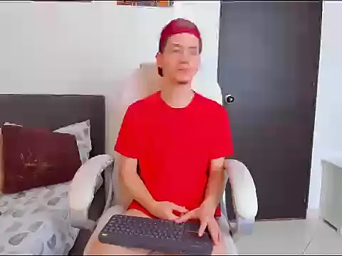 ThiagooJames online show from 02/28/26, 02:40