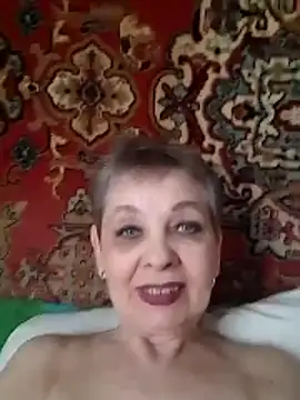 Snapshot of Rose60301 chatting on 05/04/26, 12:45 Rose60301 online show from 05/04/26, 12:45