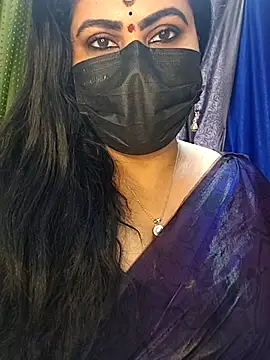 honey-flower online show from 11/29/25, 02:25