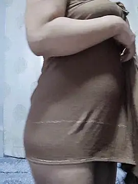 Snapshot of linakhalifa chatting on 09/22/25, 02:41 linakhalifa online show from 09/22/25, 02:41