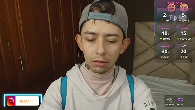 Aleecandrews online show from 10/22/25, 07:13