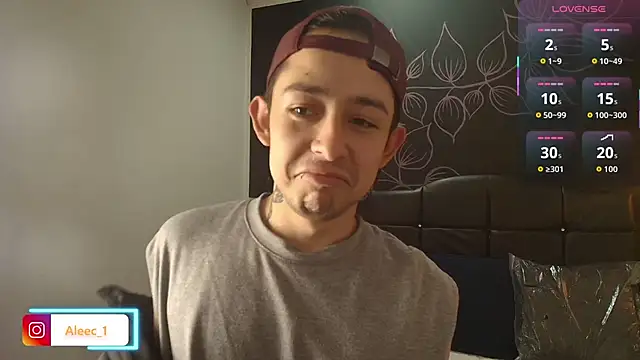 Aleecandrews online show from 11/19/25, 07:36