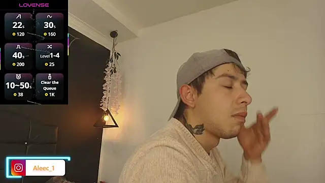 Aleecandrews online show from 12/02/25, 07:09