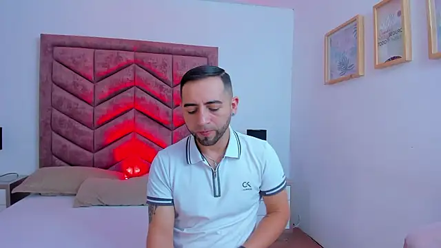 Snapshot of Lushian_ chatting on 02/11/26, 03:28 Lushian online show from 02/11/26, 03:28