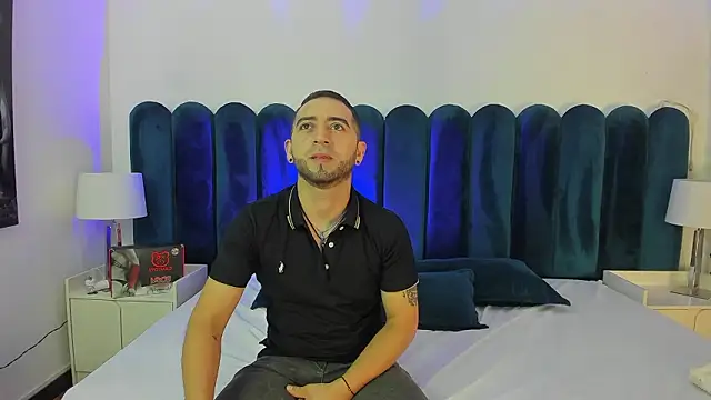 Snapshot of Lushian_ chatting on 03/18/26, 01:36 Lushian online show from 03/18/26, 01:36