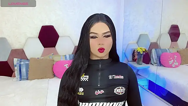 Snapshot of kushina_uzumaki75 chatting on 11/06/25, 03:51 kushina uzumaki75 online show from 11/06/25, 03:51