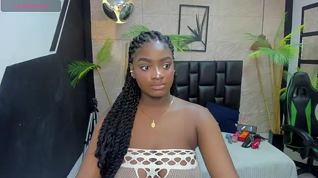 Snapshot of alana_bonny chatting on 04/29/26, 02:54 alana bonny online show from 04/29/26, 02:54