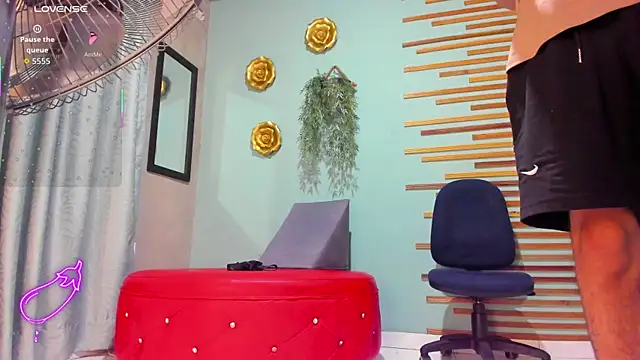 david huge online show from 10/11/25, 01:20