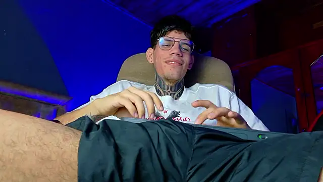 david huge online show from 02/13/26, 01:45