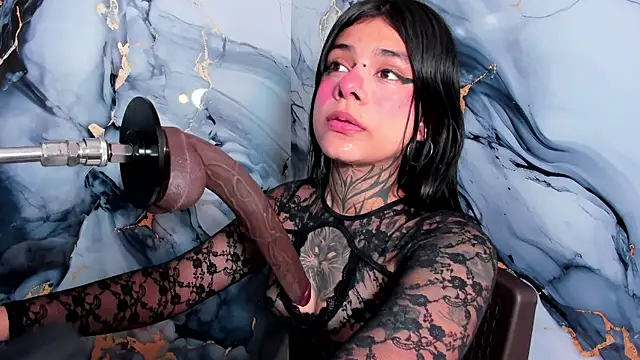 Emily Evo online show from 09/10/25, 07:36