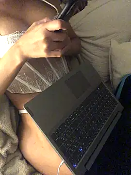 MusaAyla online show from 11/29/25, 01:30