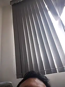 LeoMaduroSP online show from 11/03/25, 03:46