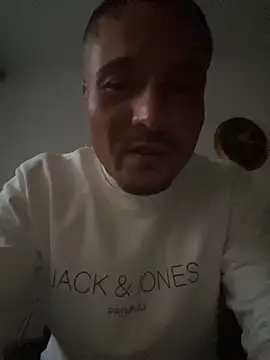 OfferedTearing online show from 09/27/25, 05:07