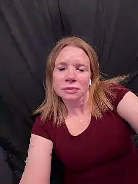 JulieHolliday online show from 05/16/26, 07:45
