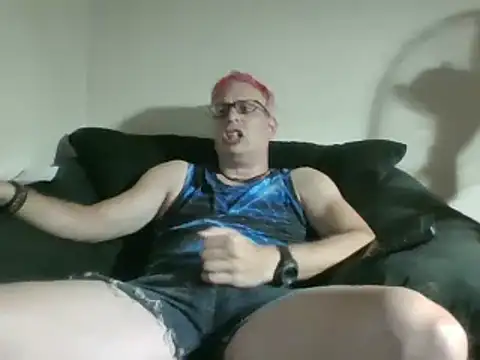 Snapshot of nerdy6 chatting on 09/14/25, 08:46 nerdy6 online show from 09/14/25, 08:46