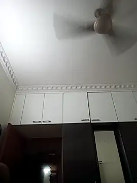 Snapshot of srimasrima chatting on 10/30/25, 10:10 srimasrima online show from 10/30/25, 10:10