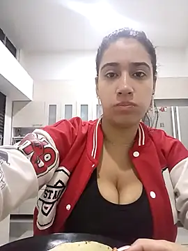 Samantha hotly online show from 10/16/25, 10:49