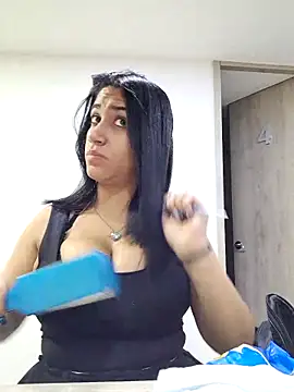 Samantha hotly online show from 02/28/26, 12:39