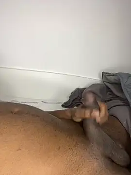 Kingdinyxxx online show from 11/29/25, 07:00