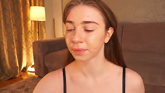 Snapshot of EadlinGillim chatting on 03/04/26, 03:12 EadlinGillim online show from 03/04/26, 03:12