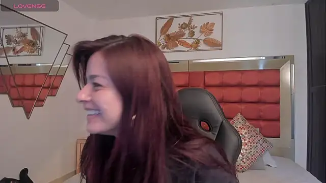 valerieMattson online show from 09/29/25, 06:02