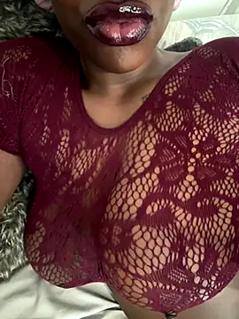 bustyblackebony online show from 10/07/25, 10:56