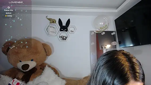 Snapshot of channel-rose1 chatting on 03/19/26, 10:08 channel-rose1 online show from 03/19/26, 10:08