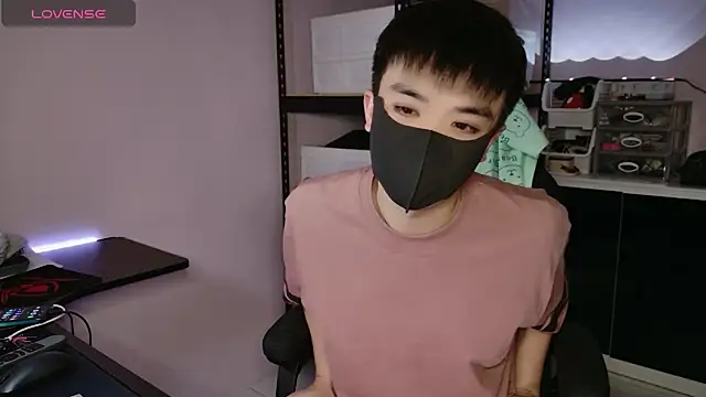 doggyman523 online show from 10/07/25, 03:53