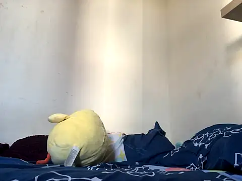 Snapshot of Cesar_Augusto chatting on 09/14/25, 01:32 Cesar Augusto online show from 09/14/25, 01:32