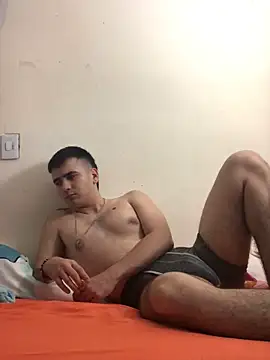 Snapshot of Cesar_Augusto chatting on 09/19/25, 01:18 Cesar Augusto online show from 09/19/25, 01:18