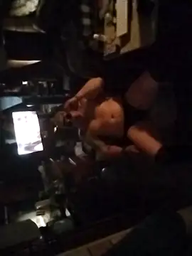 Snapshot of JoeyUhOh chatting on 03/27/26, 08:30 JoeyUhOh online show from 03/27/26, 08:30