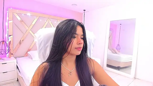 Snapshot of samantaa_shy chatting on 04/09/26, 03:50 samantaa shy online show from 04/09/26, 03:50