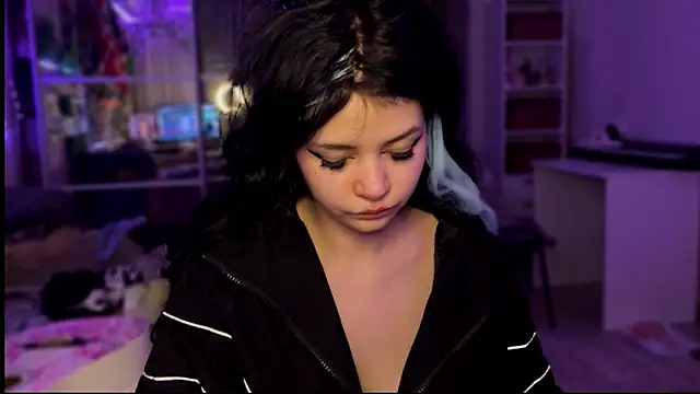 nikoli naw online show from 11/13/25, 05:01