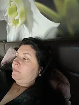 Liza Will online show from 12/05/25, 06:22