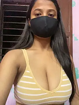 Snapshot of Sonia_soni332 chatting on 09/26/25, 02:21 Sonia soni332 online show from 09/26/25, 02:21