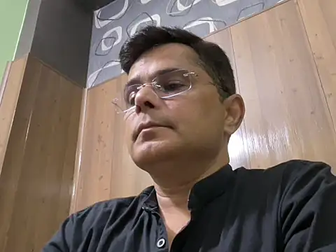 Snapshot of ultimatebooboo chatting on 09/15/25, 06:13 ultimatebooboo online show from 09/15/25, 06:13