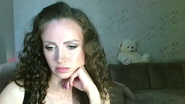 Snapshot of Amber_Carrol chatting on 06/19/26, 05:06 Amber Carrol online show from 06/19/26, 05:06