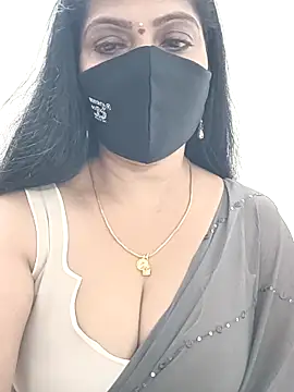 Snapshot of shivani27 chatting on 04/25/26, 04:59 shivani27 online show from 04/25/26, 04:59