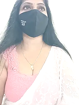 Snapshot of shivani27 chatting on 05/01/26, 06:01 shivani27 online show from 05/01/26, 06:01
