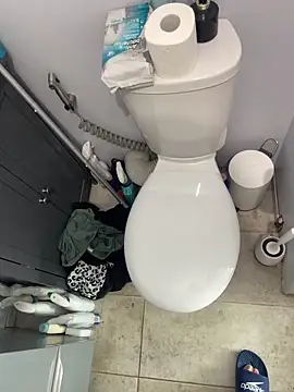 Snapshot of BobKat chatting on 11/01/25, 01:46 BobKat online show from 11/01/25, 01:46