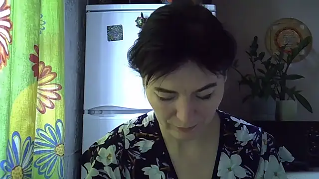 Krystal 82 online show from 11/23/25, 08:58